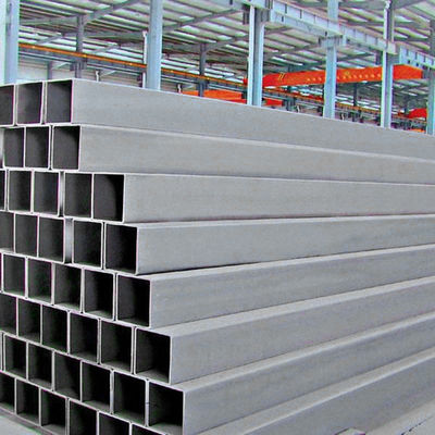 Tuyaux en acier au carbone de forme carrée 4x4 pouces galvanisés 12x12 100x100 Tuyaux MS Tuyaux en acier carrés Longueur du tuyau 6.4M