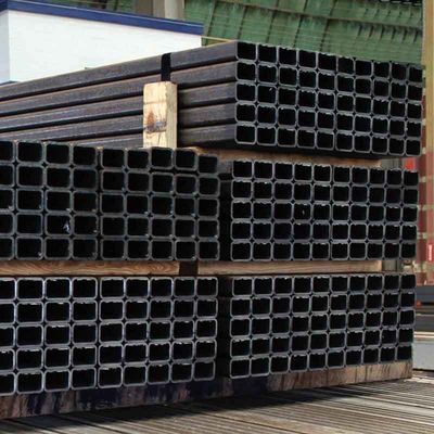 Pipe en acier carré sans soudure de qualité 12x12 en carbone noir pour votre