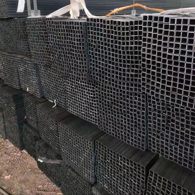 Pipe en acier carré sans soudure de qualité 12x12 en carbone noir pour votre