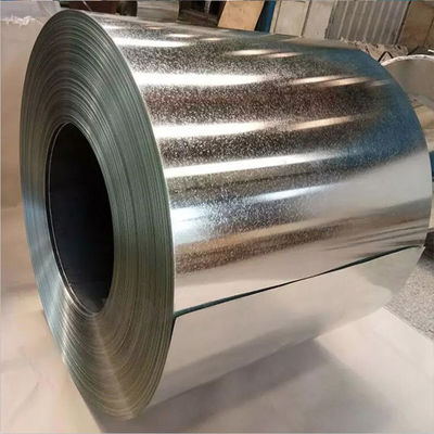 En acier au carbone moyen, bobines de tôle sans soudure de largeur de 50 à 1550 mm et tolérance de ± 1%
